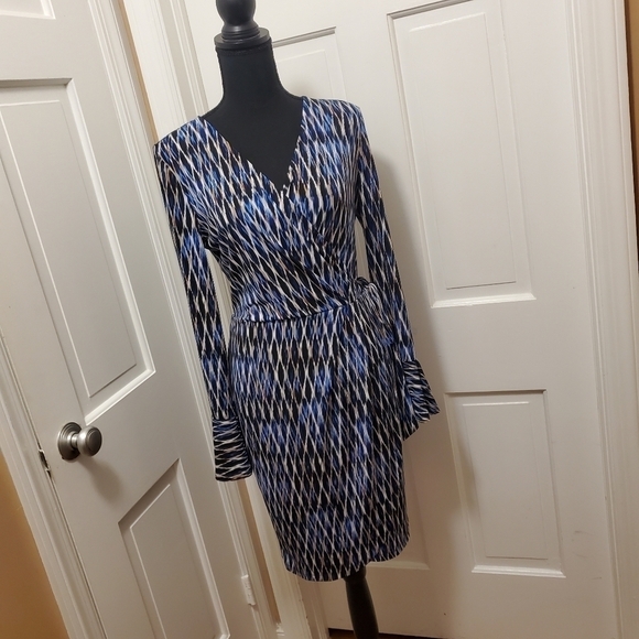 London Times Chic Wrap Silhoutte Modern Print Dress Size 10 - Picture 10 of 13
